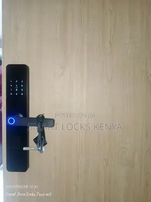 Smary Door Lock Digital Fingerprint Remote Control Tuya App