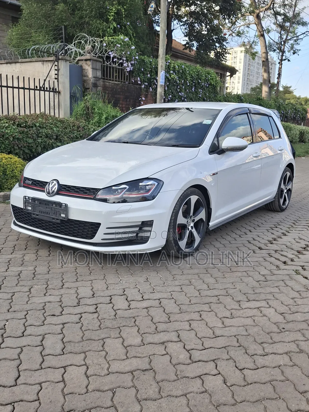 Volkswagen Golf GTI 2015  White 