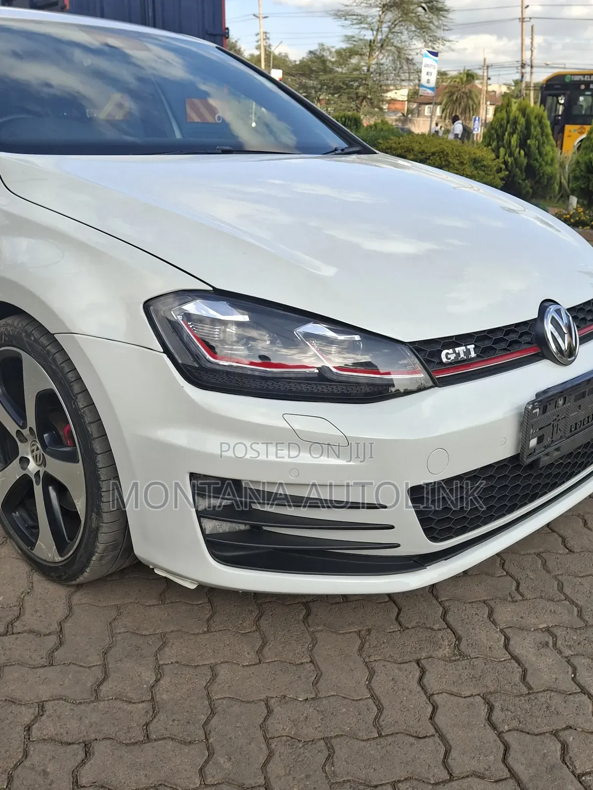 Volkswagen Golf GTI 2015  White 