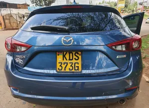 Mazda Axela 2017 Blue