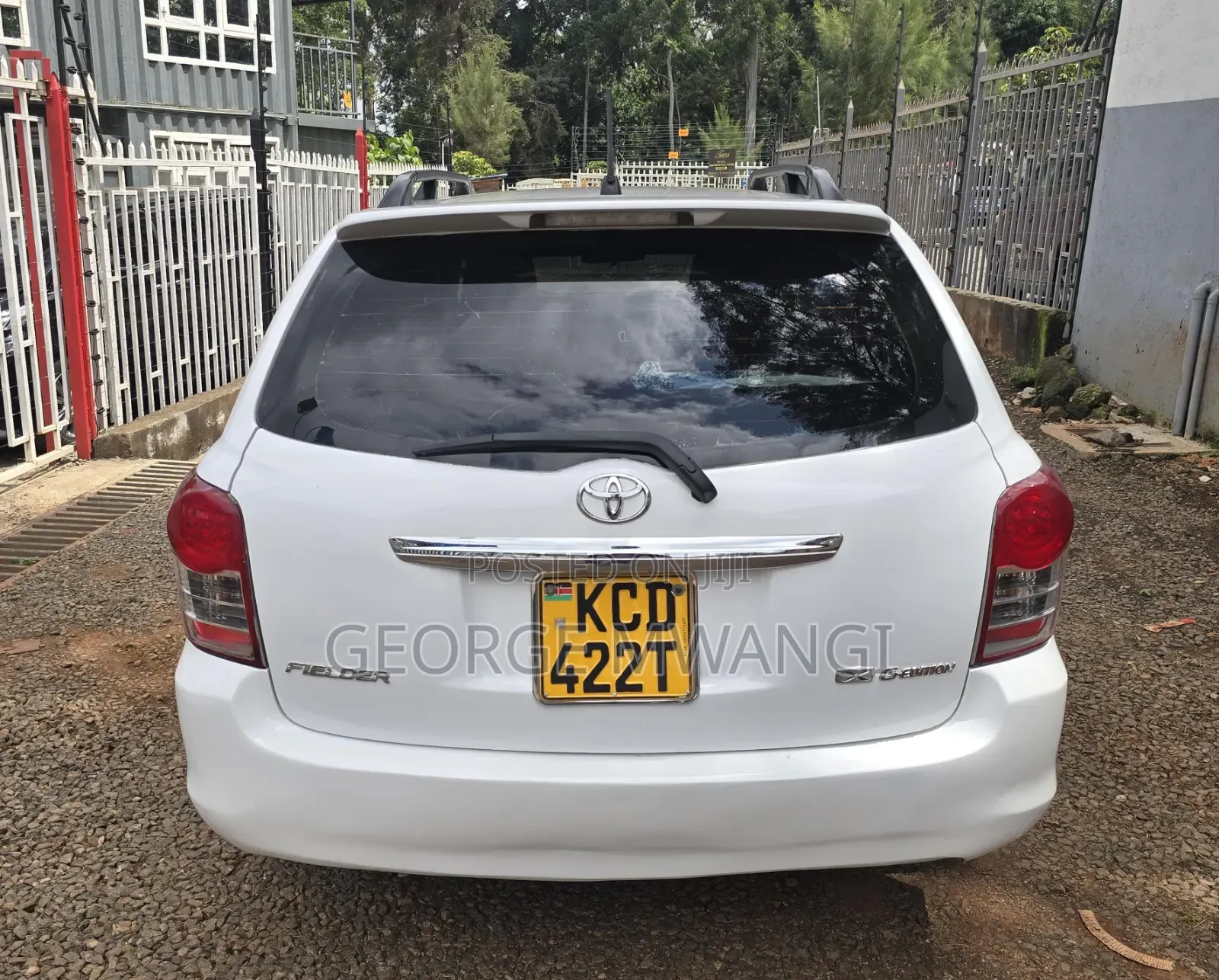 Toyota Corolla Fielder 2009 White