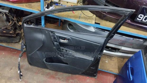 Toyota Auris 2013-2018 Front RHS Door - thumbnail 2