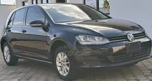 Volkswagen Golf TSI S 4-Door FWD 2016 Black