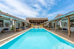 Furnished 10bdrm Villa in Beach Rd On 1/2 Acre, Diani for sale
