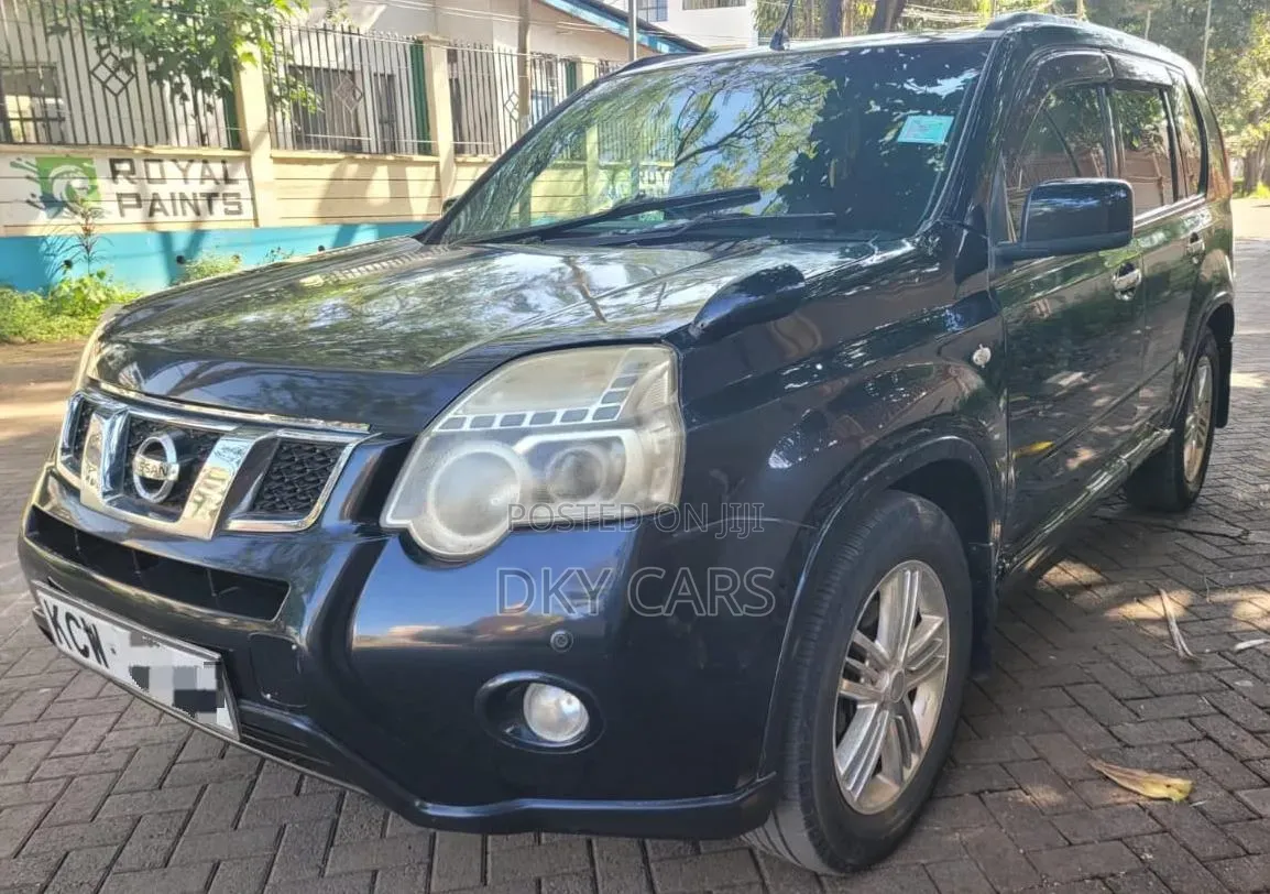 Nissan X-Trail 2012 Black