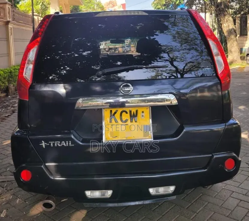Nissan X-Trail 2012 Black