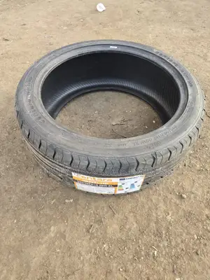 245 /40 R19 Centera Tires