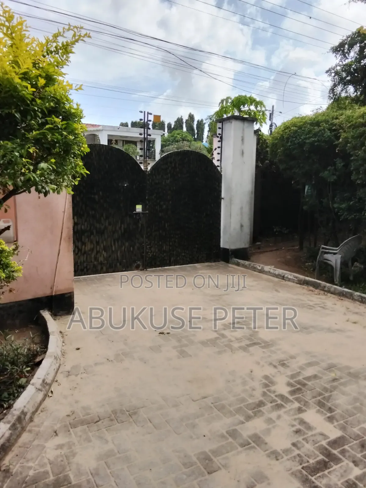 3bdrm Bungalow in Nyali for sale
