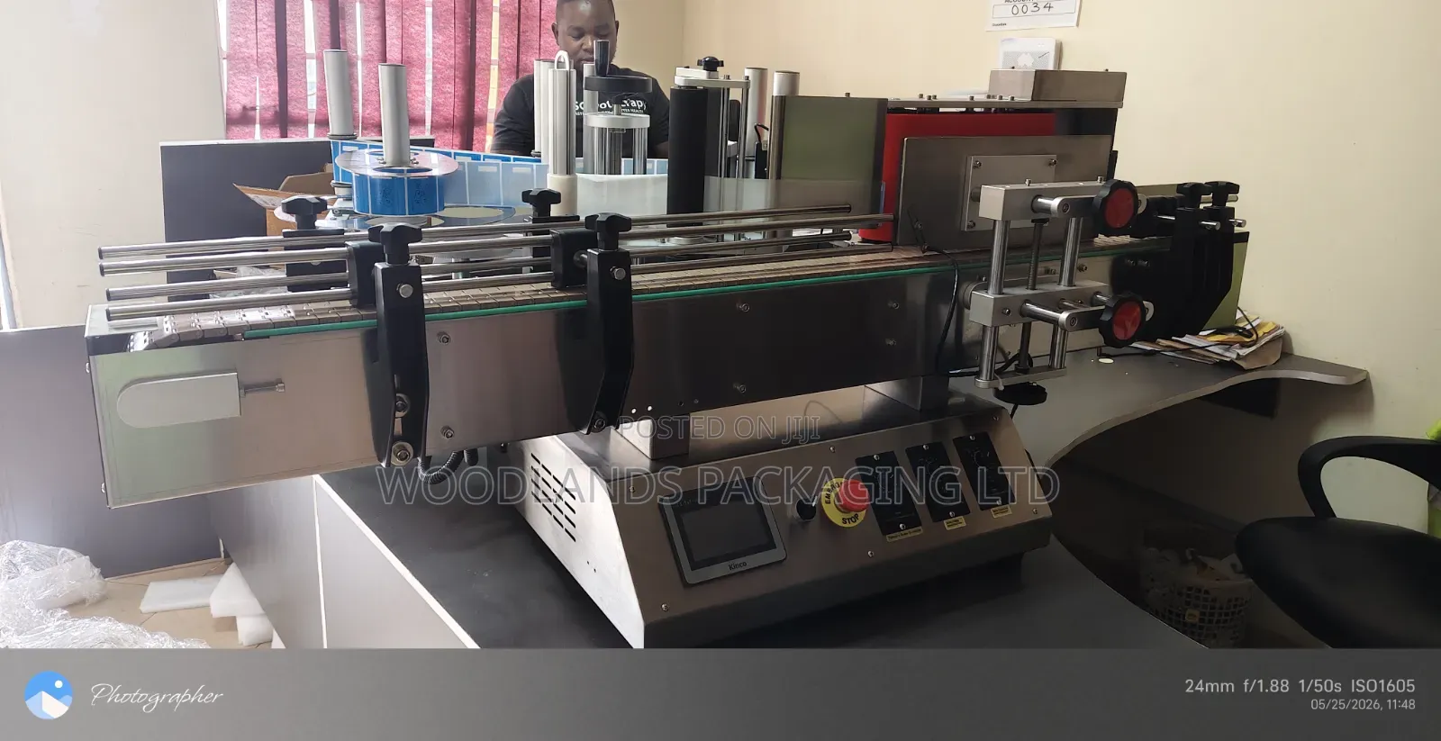 Automatic Labelling Machine