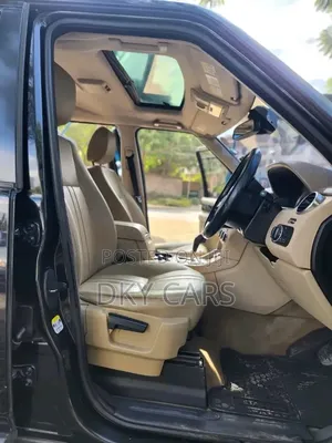 Land Rover Discovery 2010 Black