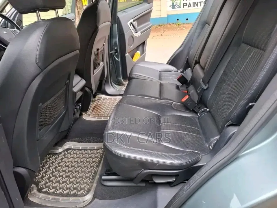 Land Rover Discovery Sport 2015 Green