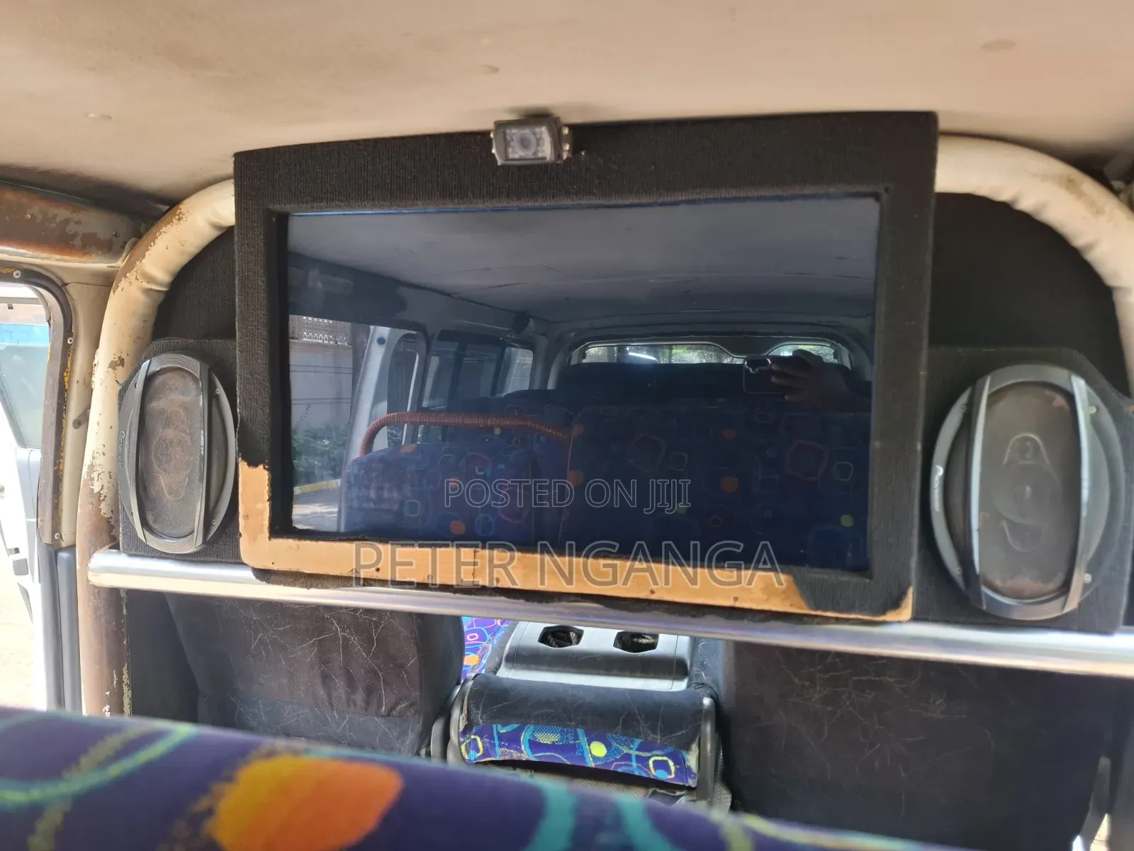 Toyota HiAce 2014 White