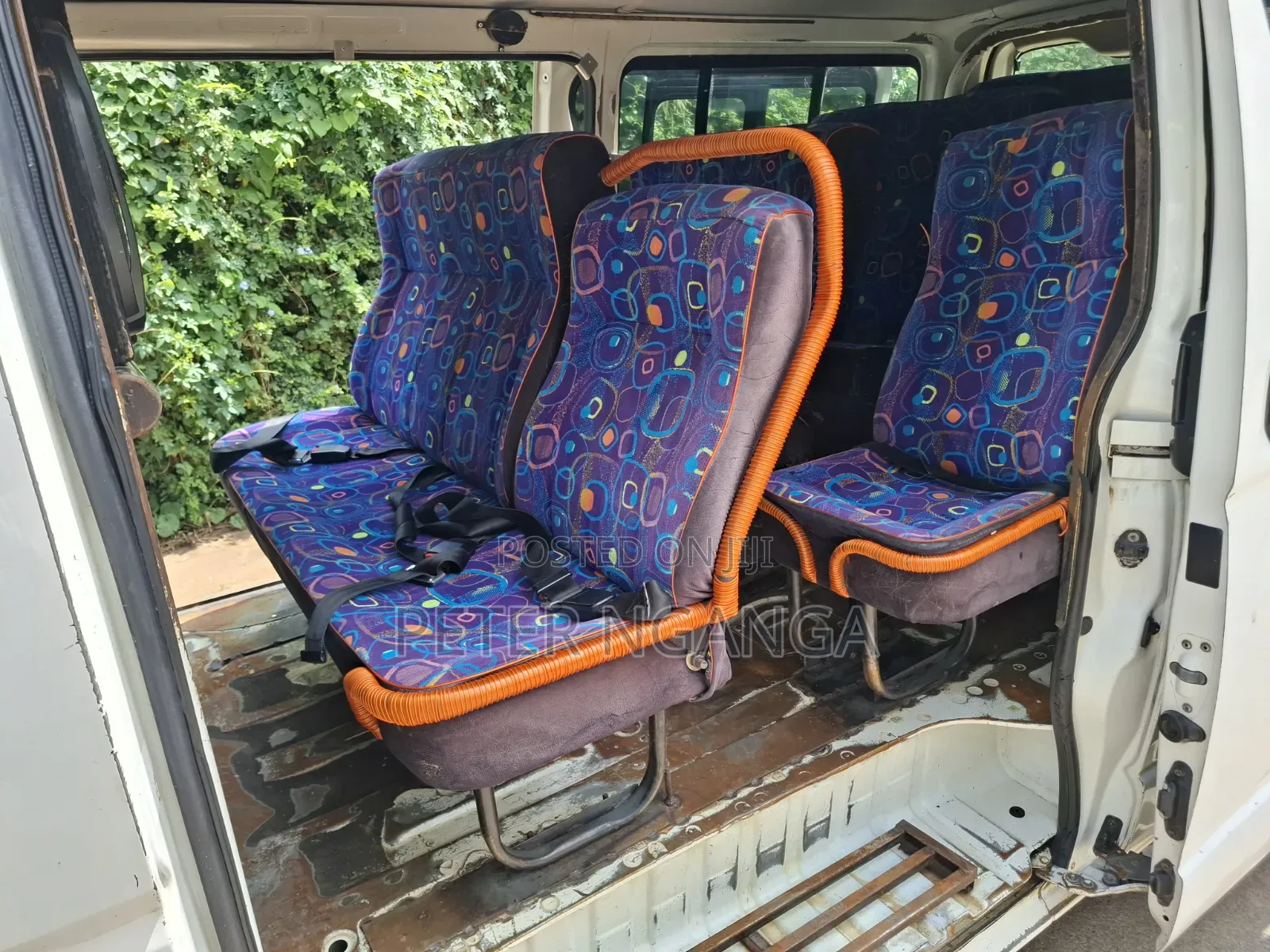 Toyota HiAce 2014 White