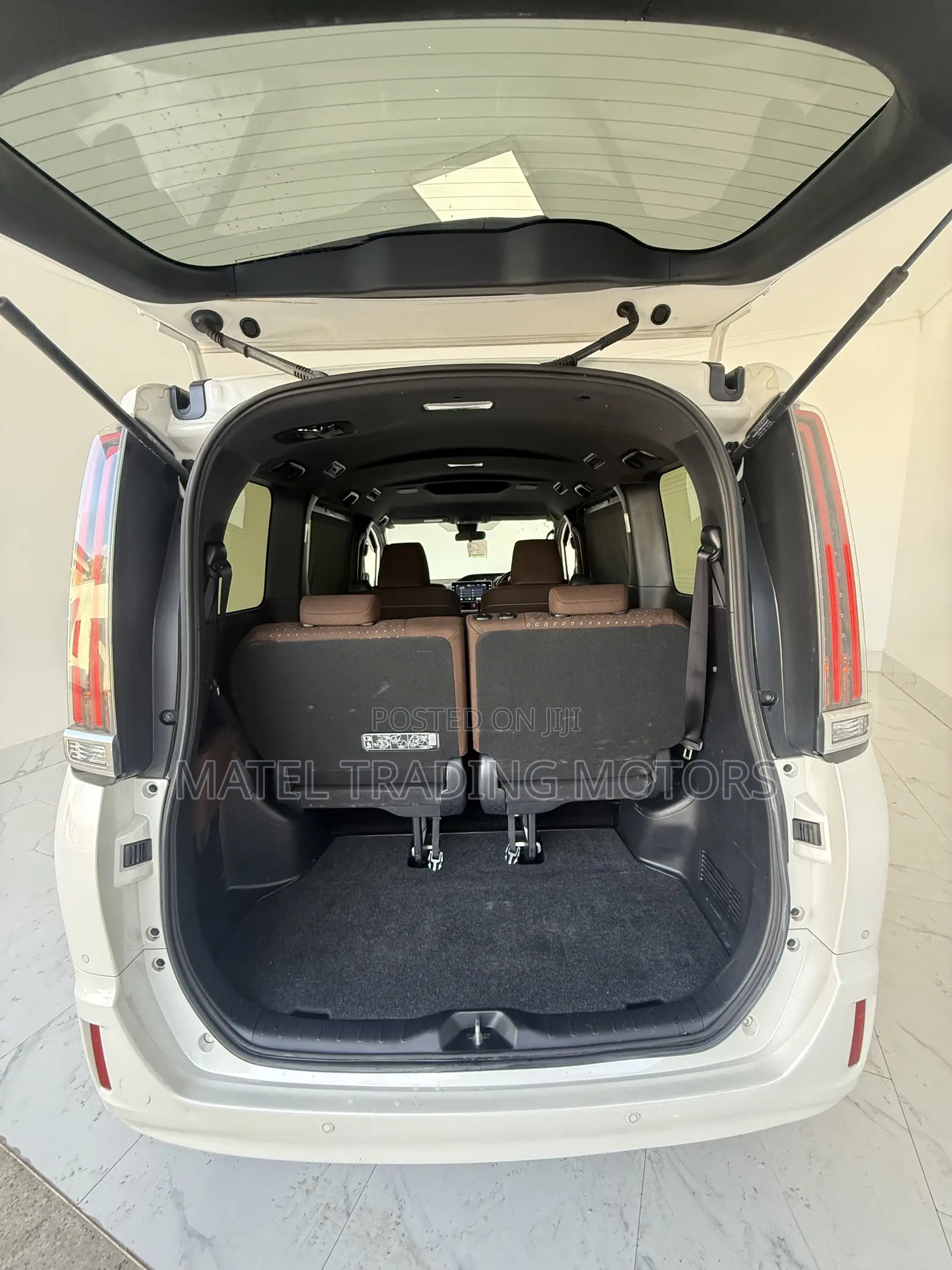 Toyota Noah 2.0 FWD (7 Seater) 2019 White