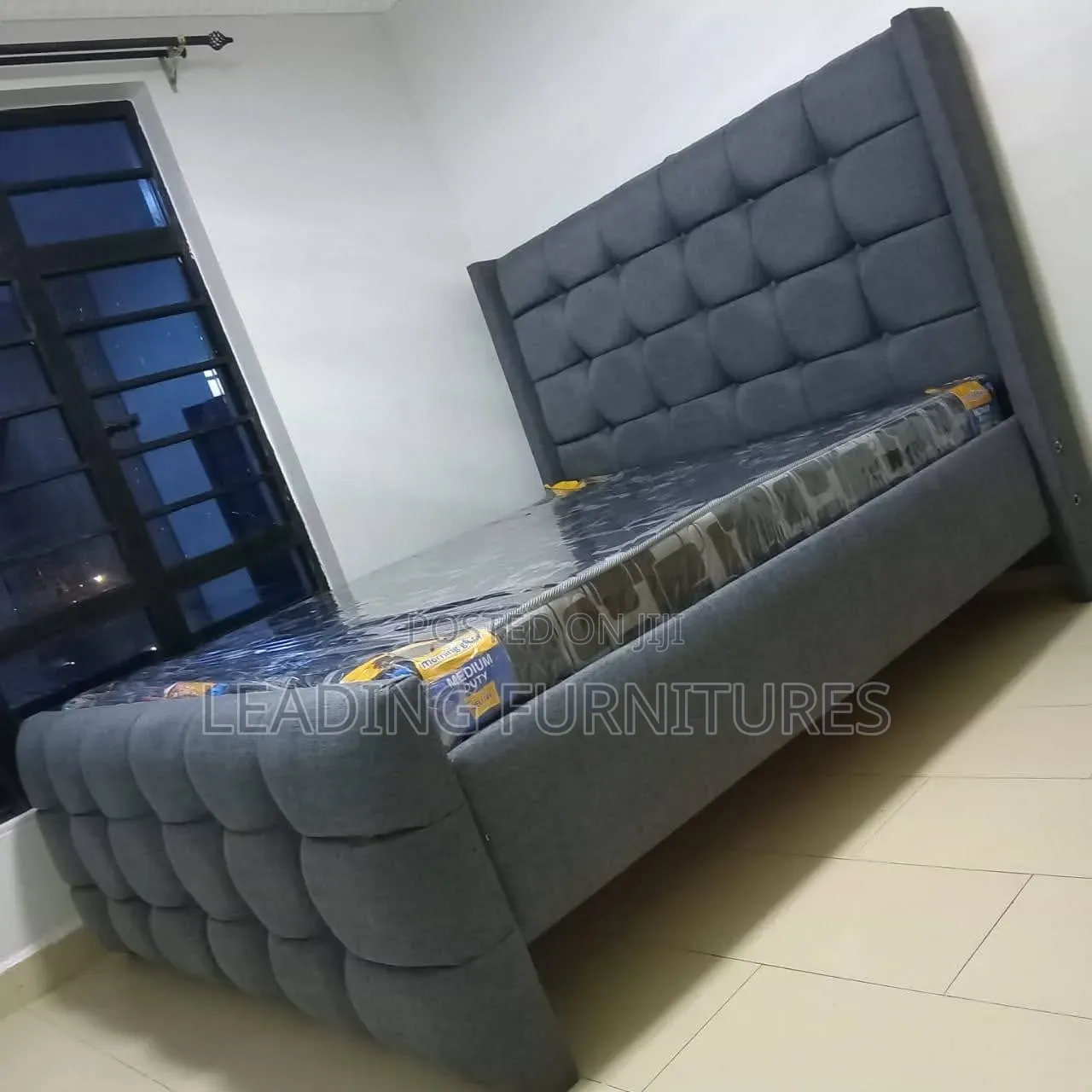 5x6 Bed+Mattress Gray