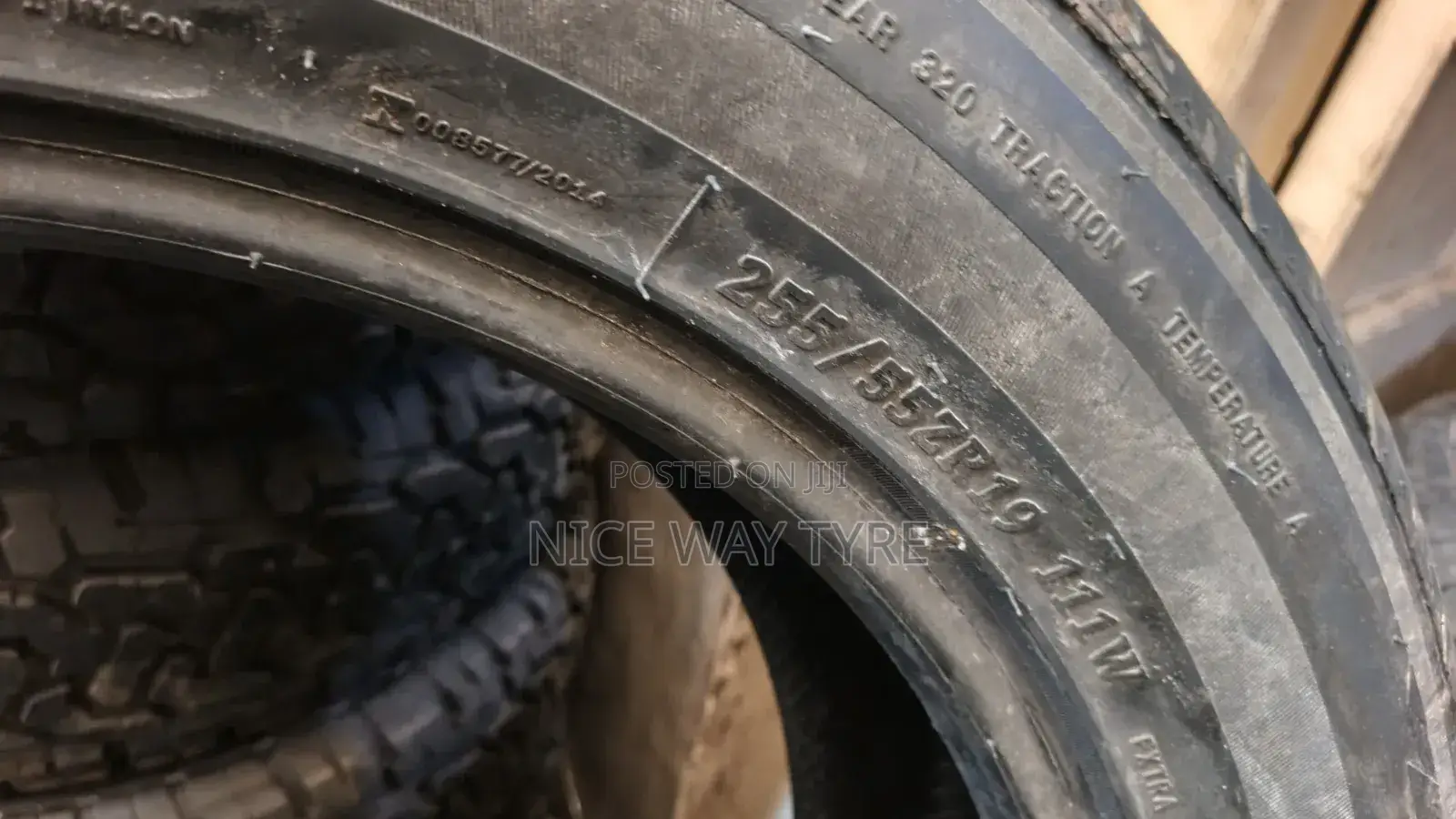 255/55r19 Comforser Cf200