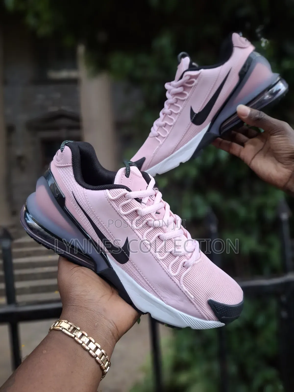 Nike Air Max Pulse Plus - Premium Streetwear Sneakers Pink
