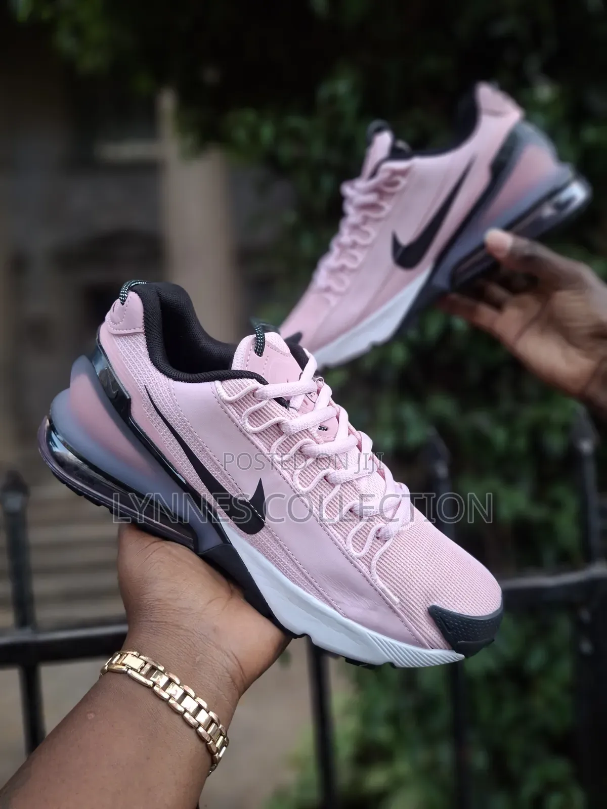 Nike Air Max Pulse Plus - Premium Streetwear Sneakers Pink