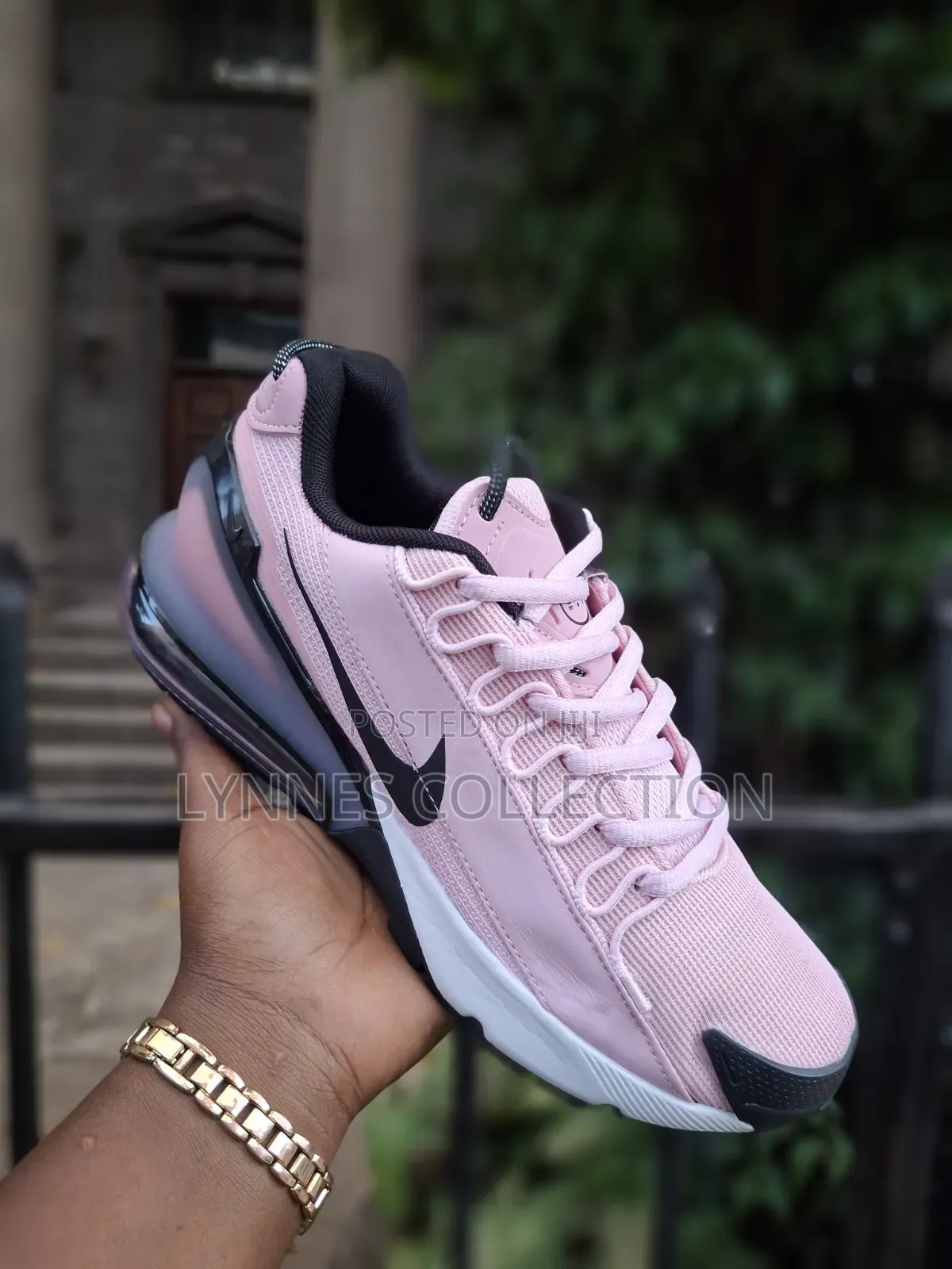 Nike Air Max Pulse Plus - Premium Streetwear Sneakers Pink