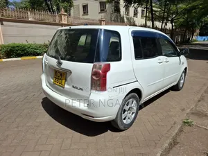 Toyota Raum 1.5 FWD 2010 White