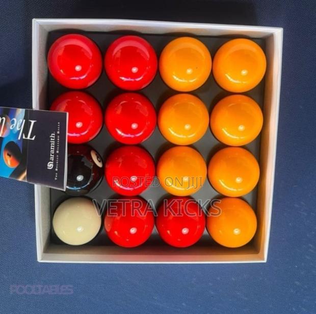 Plain Balls Red Yellow - Premium Billiard Accessories