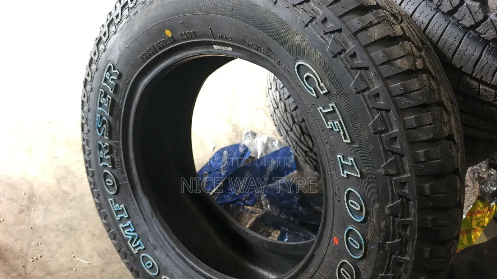 265/65r17 Comforser Cf 1100