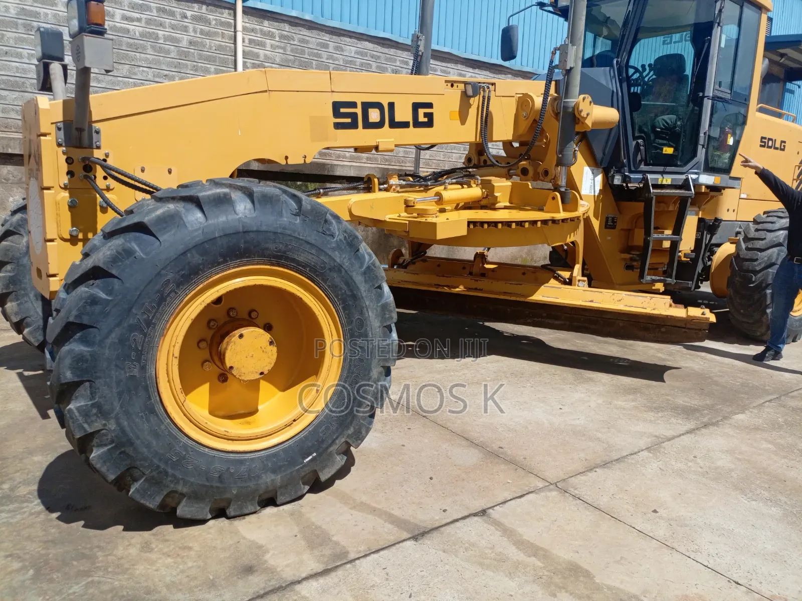 Foreign Used Grader