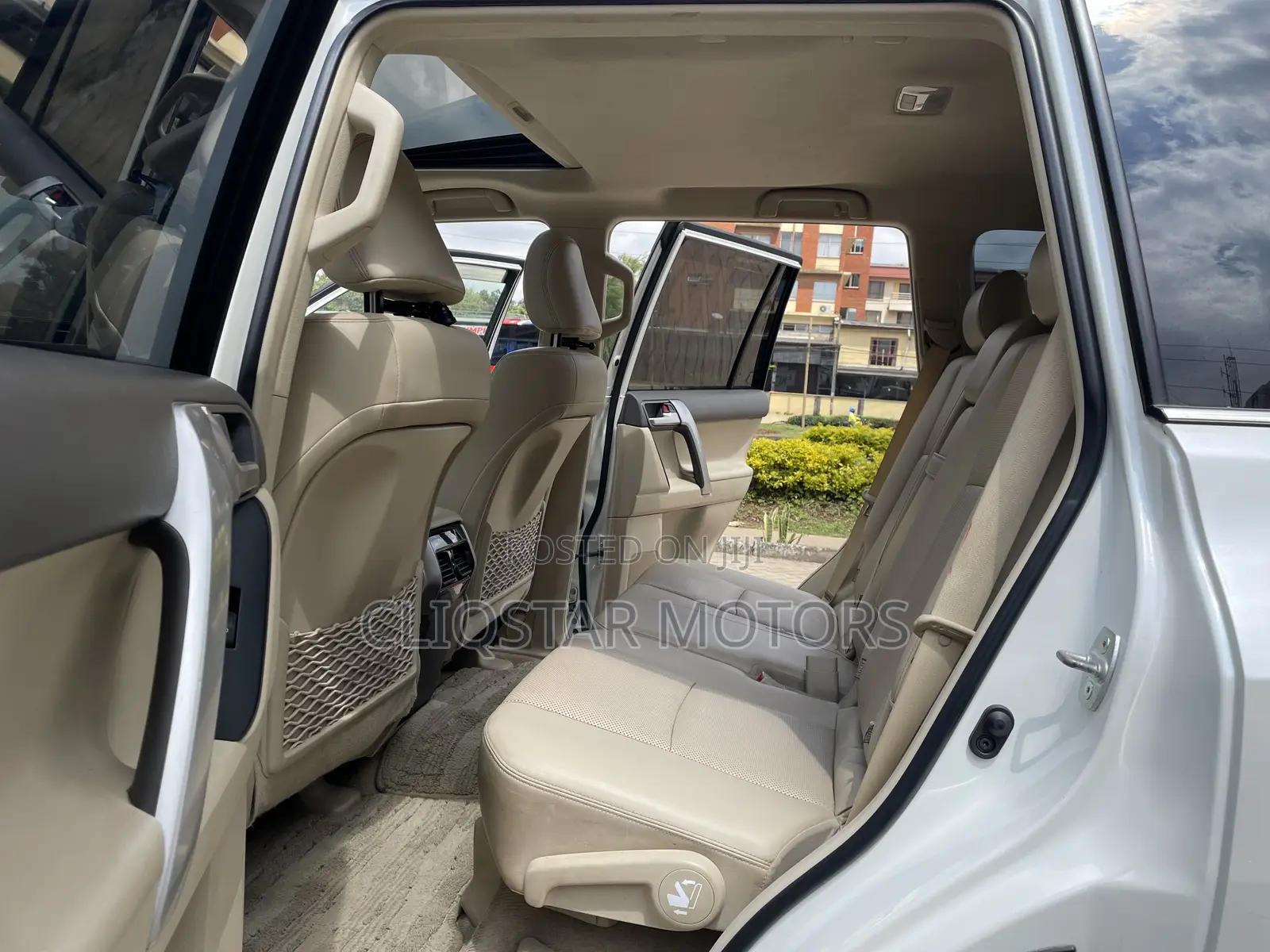 New Toyota Land Cruiser Prado 2.8 2020 White