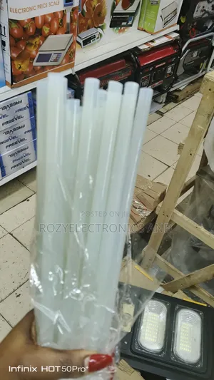 Glue Gun With Glue Sticks