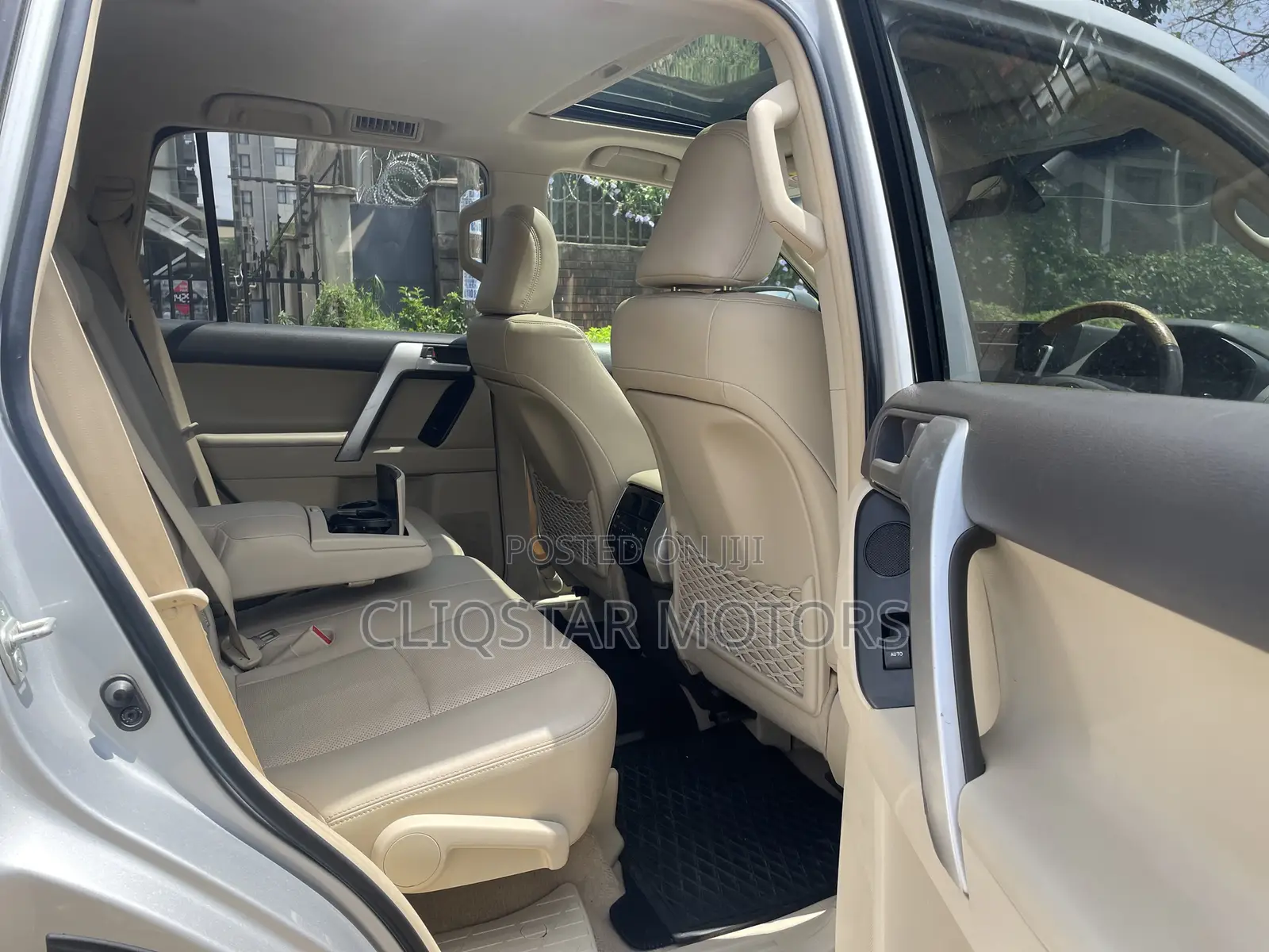 Toyota Land Cruiser Prado 2.8 2019 Silver