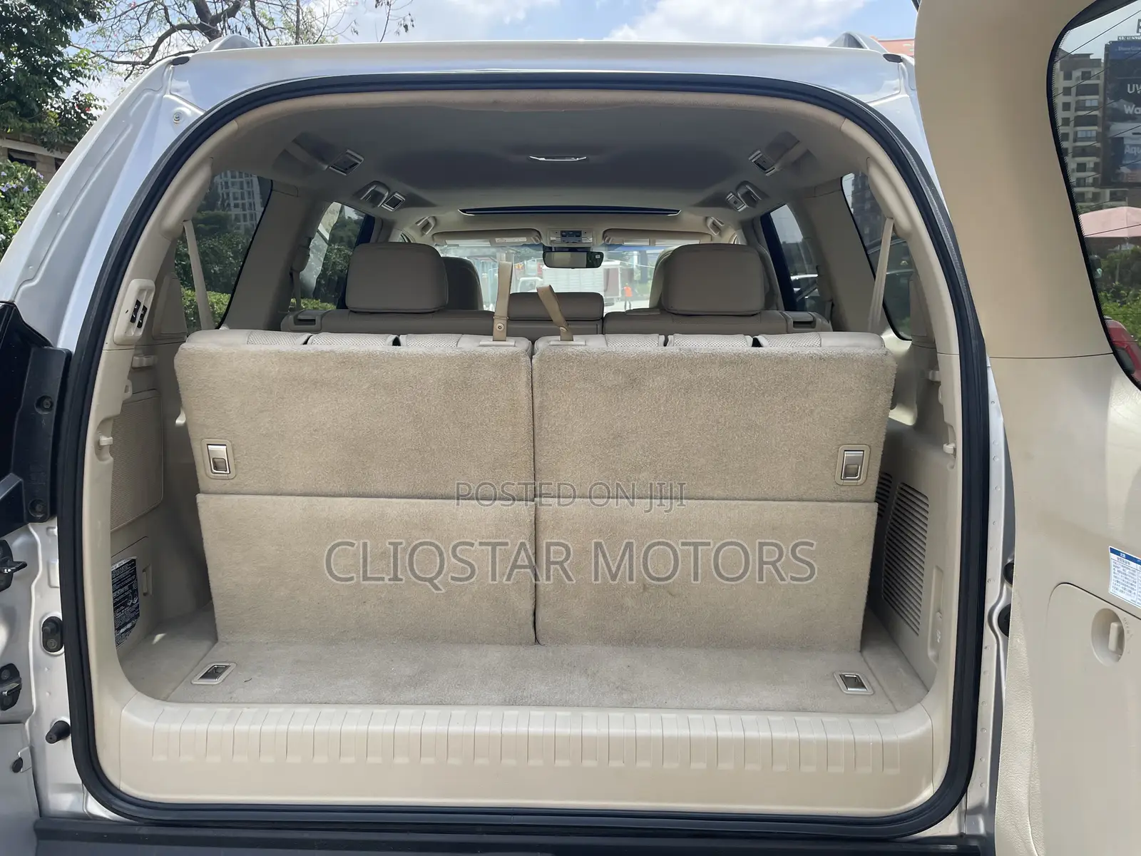 Toyota Land Cruiser Prado 2.8 2019 Silver