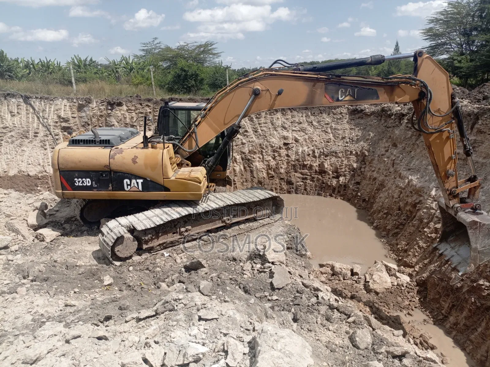 Cat Excavator 323d