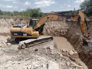 Cat Excavator 323d