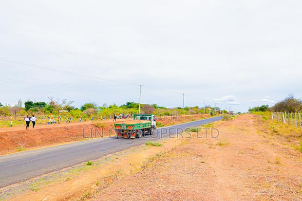 Matuu Plots Touching Tarmac - thumbnail 4