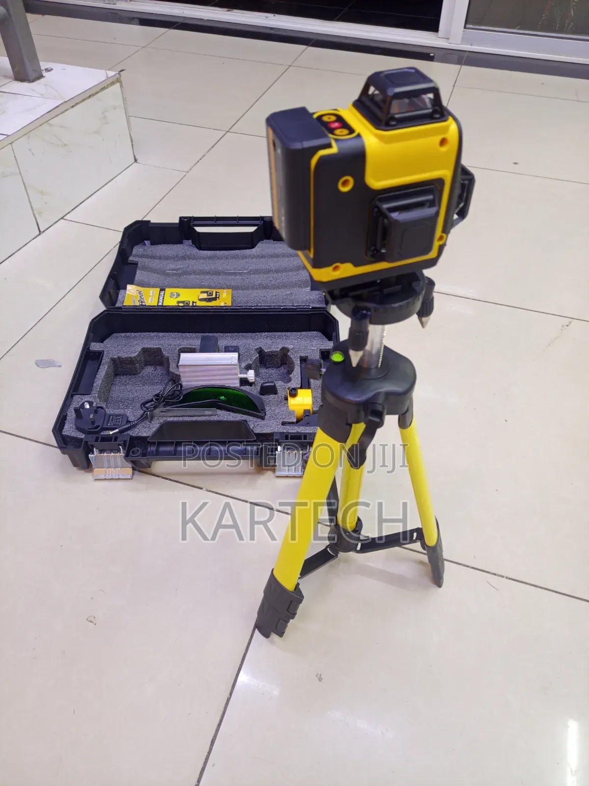 Dewalt 16-Line Cross Line Laser Level System