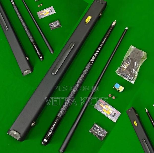 Graphite Cue Stick 1/2 Cue Case - Premium Billiard Accessories