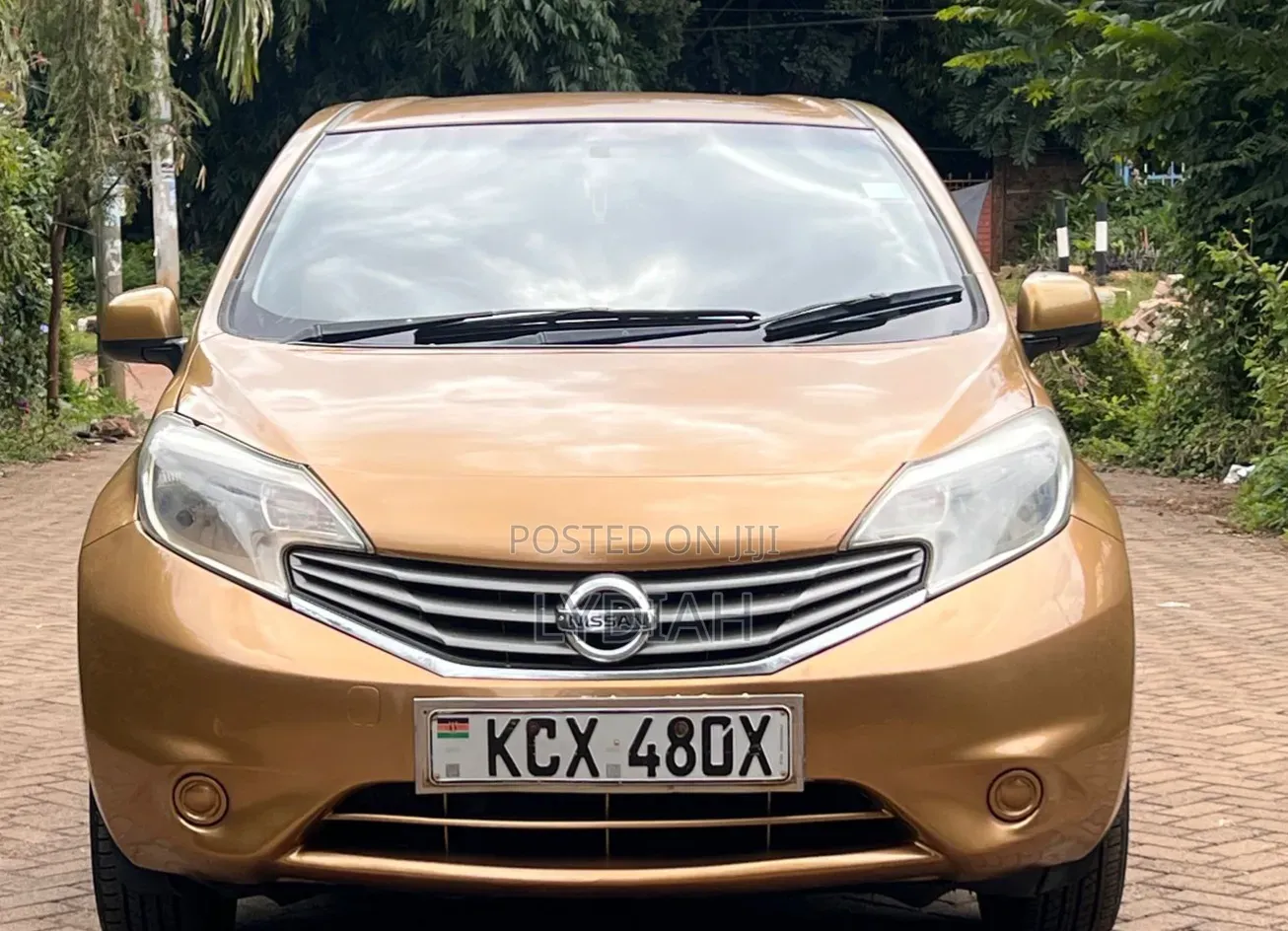 Nissan Note 2013 Brown