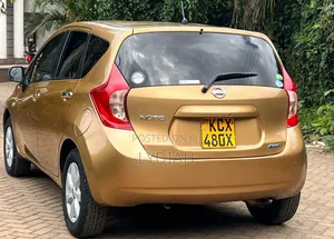 Nissan Note 2013 Brown