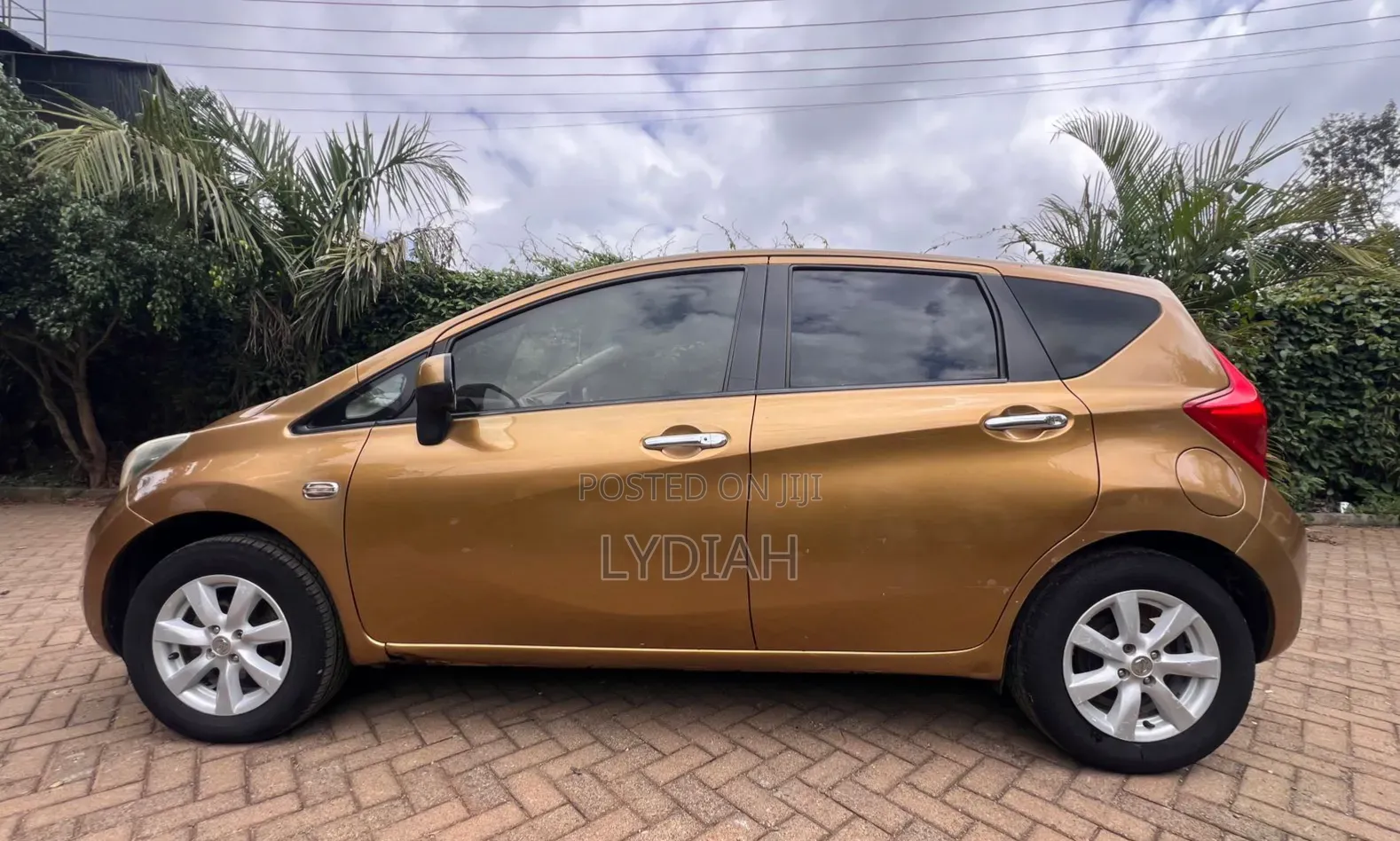 Nissan Note 2013 Brown