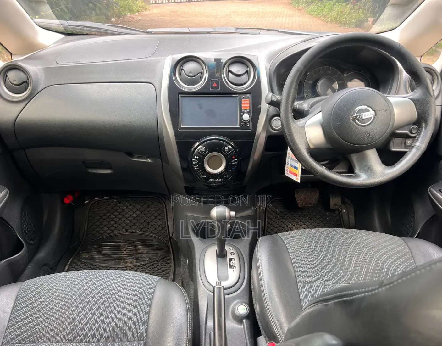 Nissan Note 2013 Brown