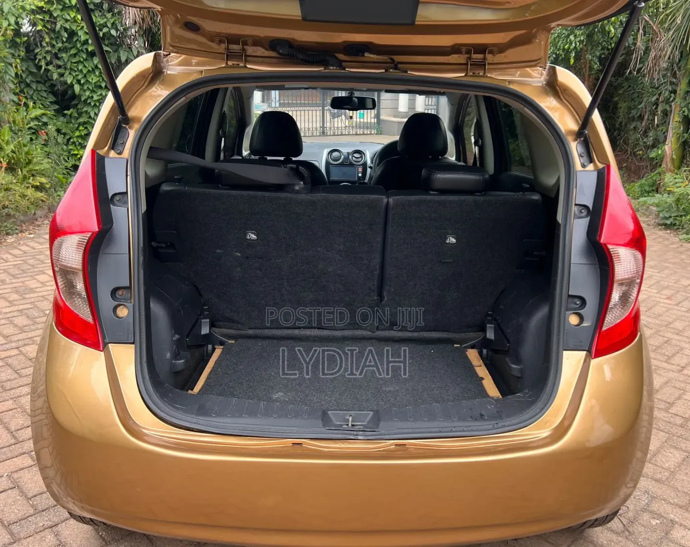 Nissan Note 2013 Brown