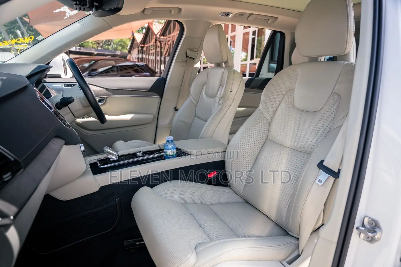 Volvo XC90 2020 White