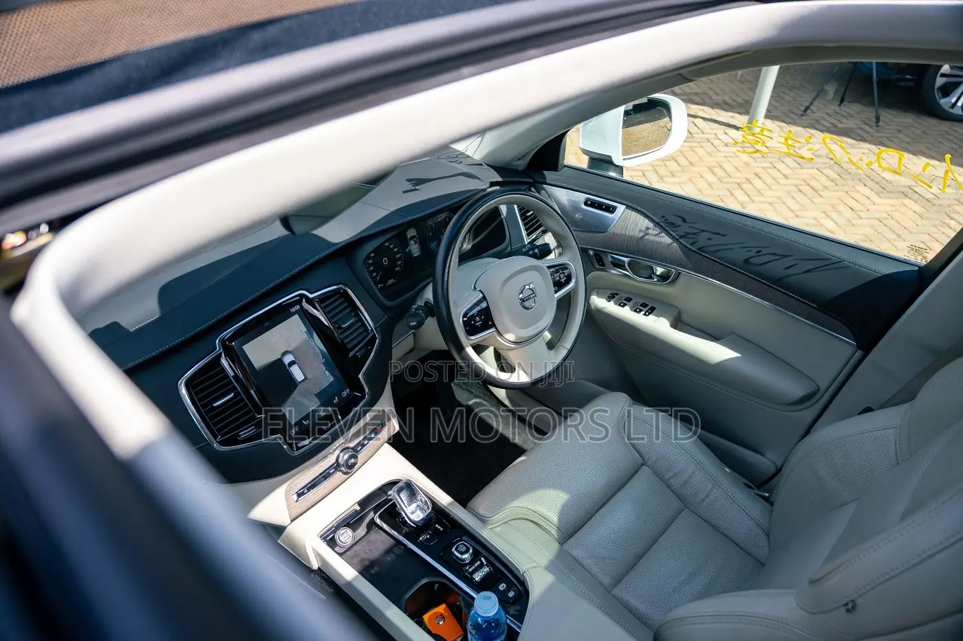 Volvo XC90 2020 White