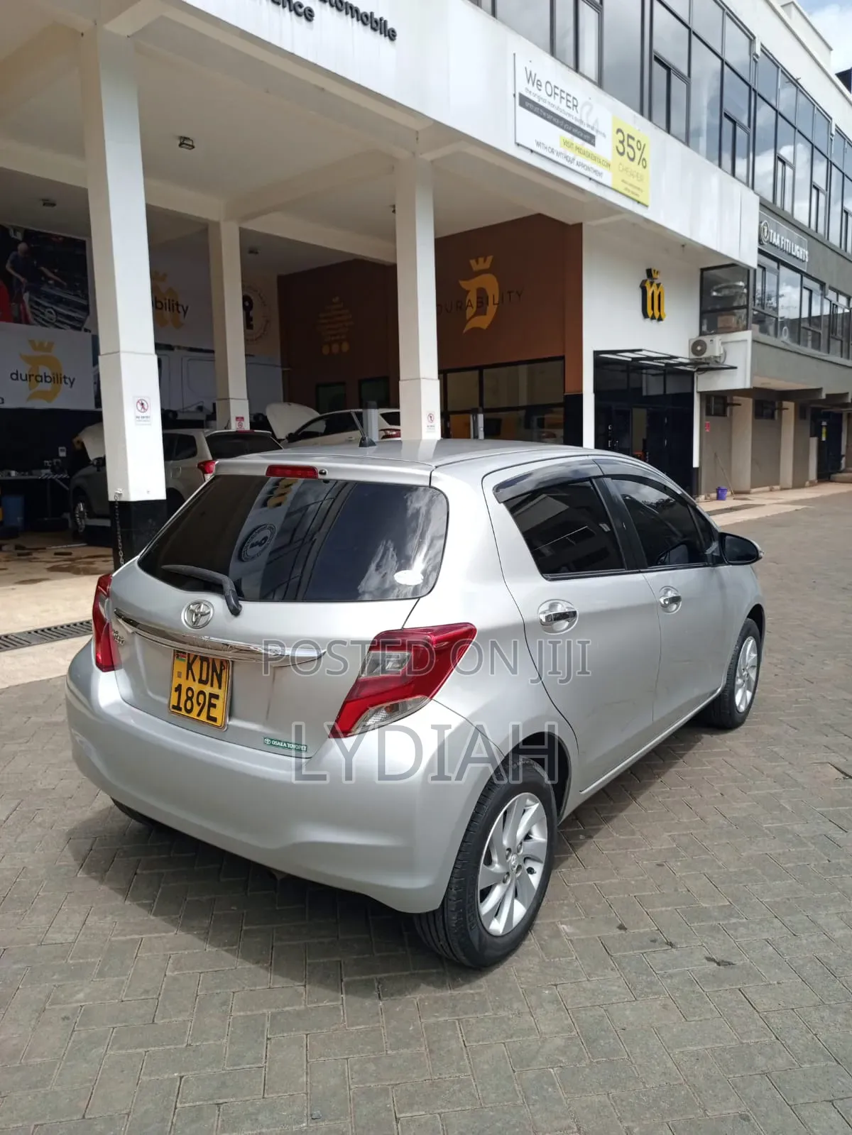 Toyota Vitz 2016 Silver
