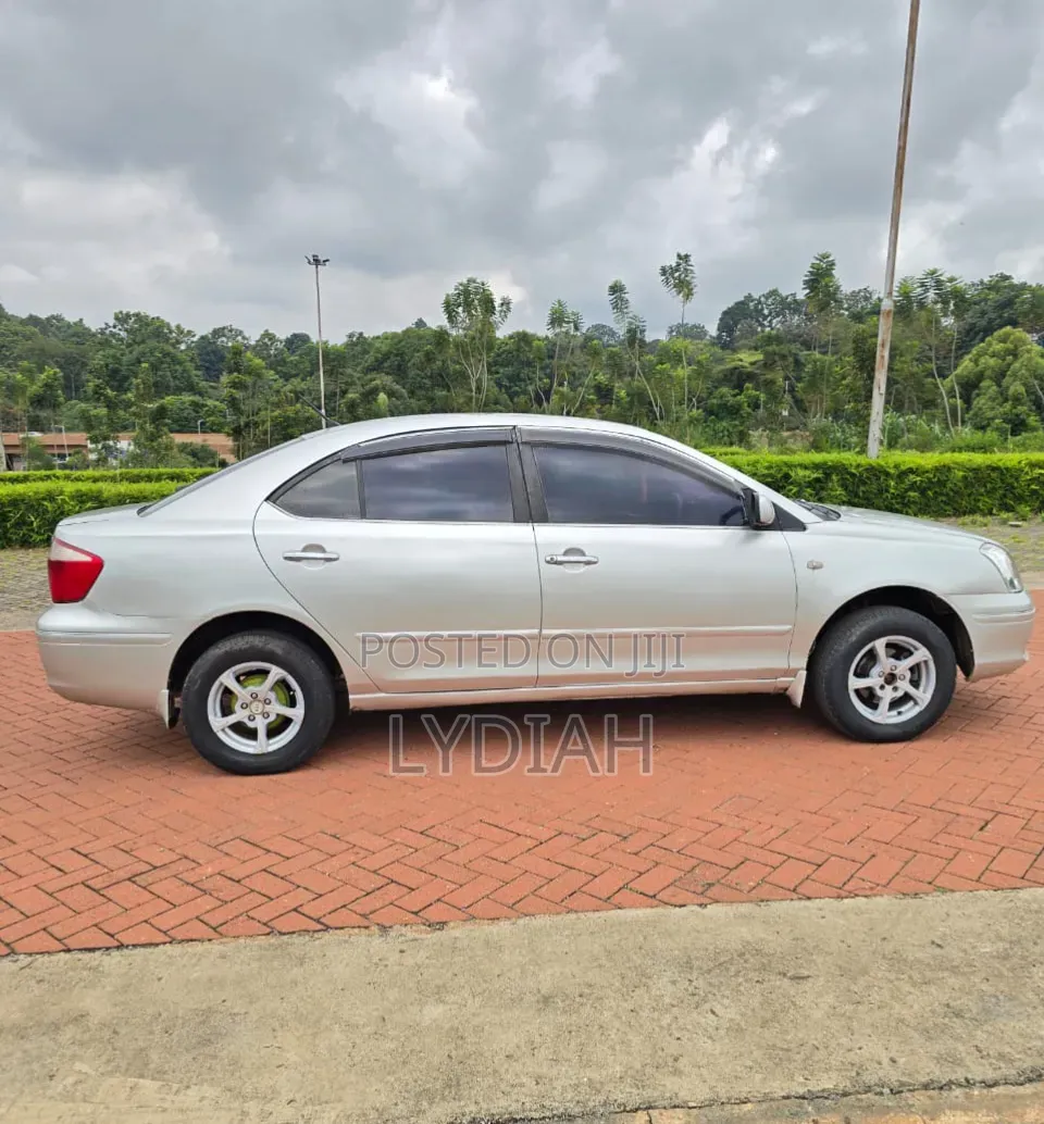 Toyota Premio 2005 Silver