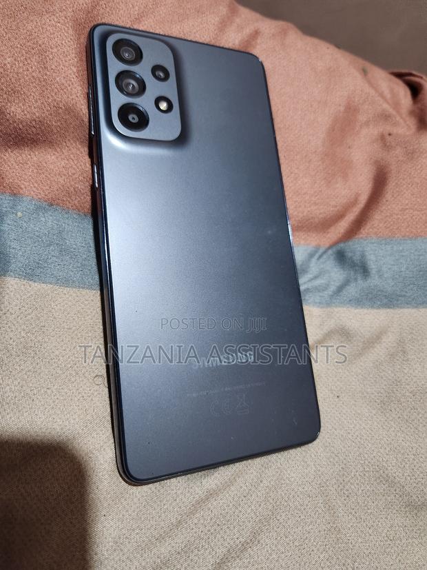 Samsung Galaxy A73 5G 256 GB Gray - thumbnail 3