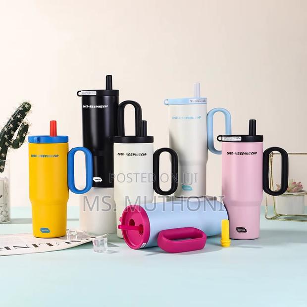 700 Ml Stainless Steel Insulated Vacuum Flask - thumbnail 2