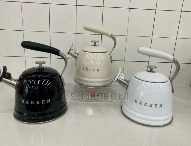 3.5 L High Quality Retro Whistling Kettle With Induction Cooktop