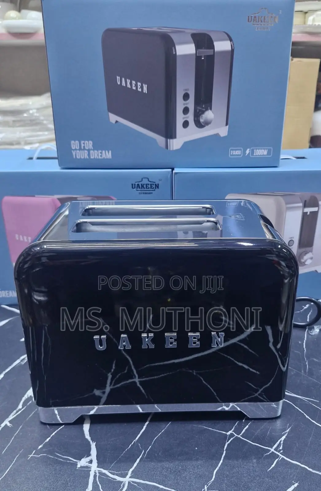 Premium 2 Slices Toaster With a Detachable Crumbs Tray