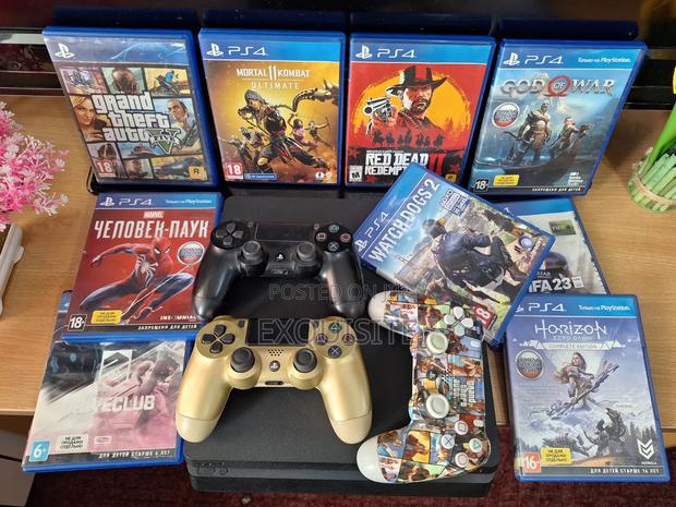 Slightly Home Used Playstation 4 Slim